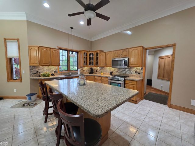 53203 Foss Road, Macomb Twp, MI 48042