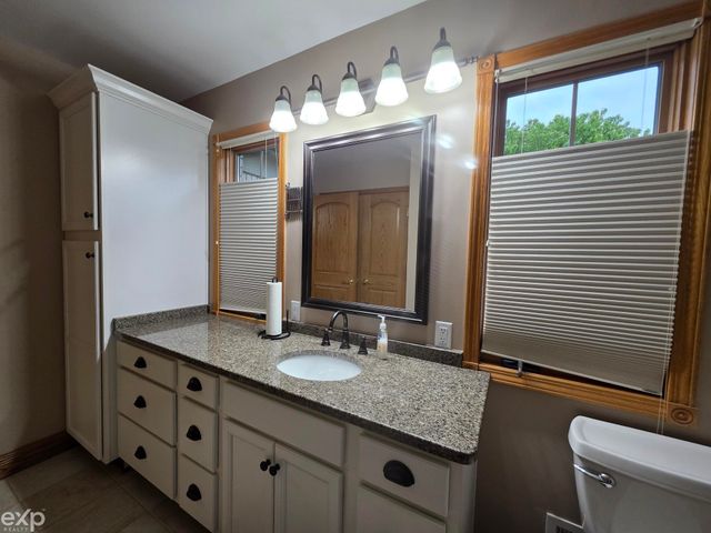 53203 Foss Road, Macomb Twp, MI 48042
