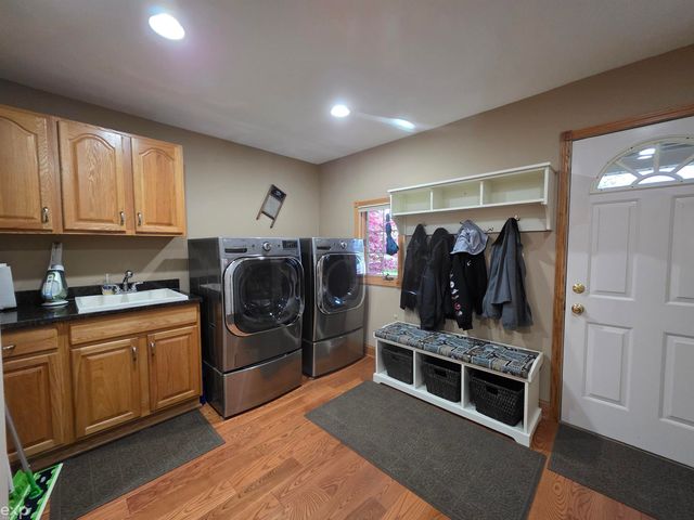 53203 Foss Road, Macomb Twp, MI 48042