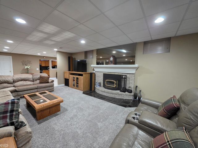 53203 Foss Road, Macomb Twp, MI 48042