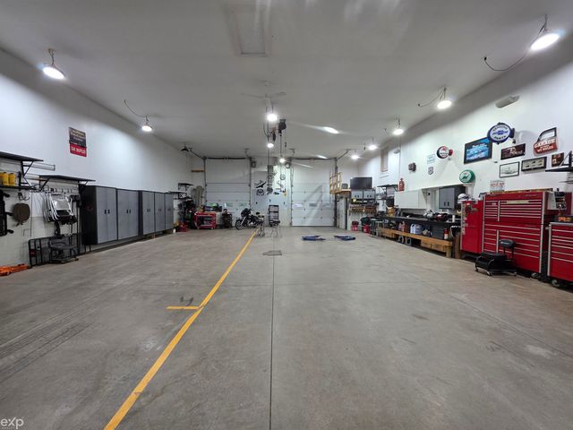 53203 Foss Road, Macomb Twp, MI 48042
