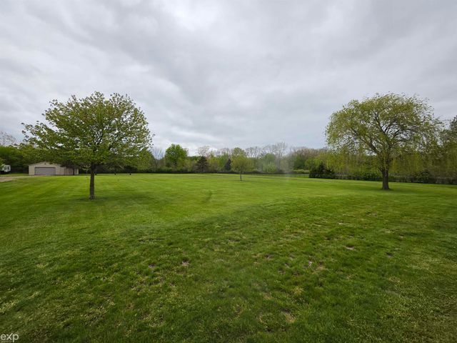 53203 Foss Road, Macomb Twp, MI 48042