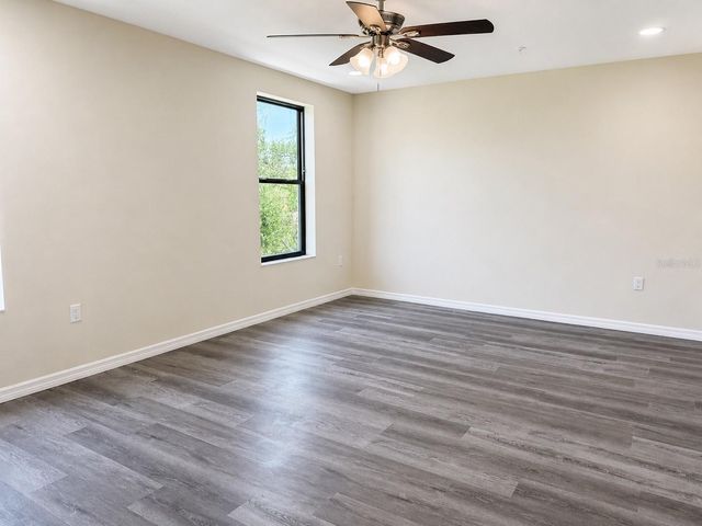 4349 CAMBIO GARDENS CT, Tampa, FL 33610