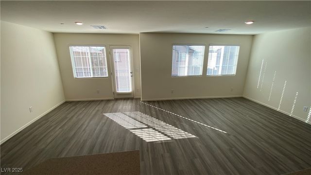 7850 Aurora Sky Street, North Las Vegas, NV 89084