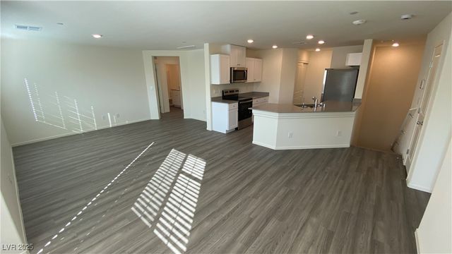 7850 Aurora Sky Street, North Las Vegas, NV 89084