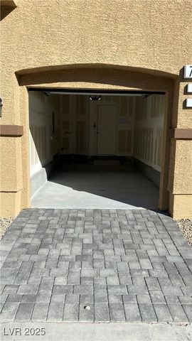 7850 Aurora Sky Street, North Las Vegas, NV 89084