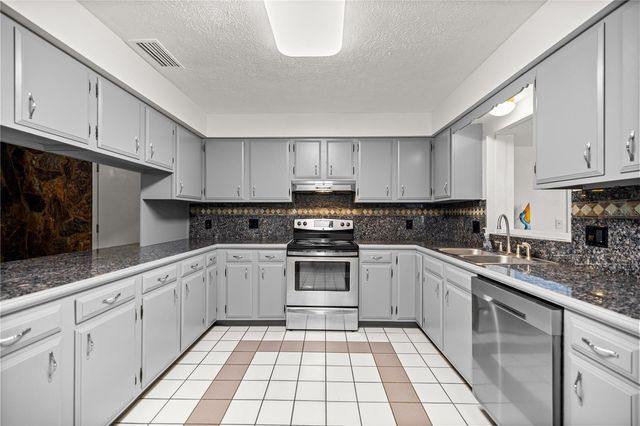 5422 SE ELI RD, Belleview, FL 34420