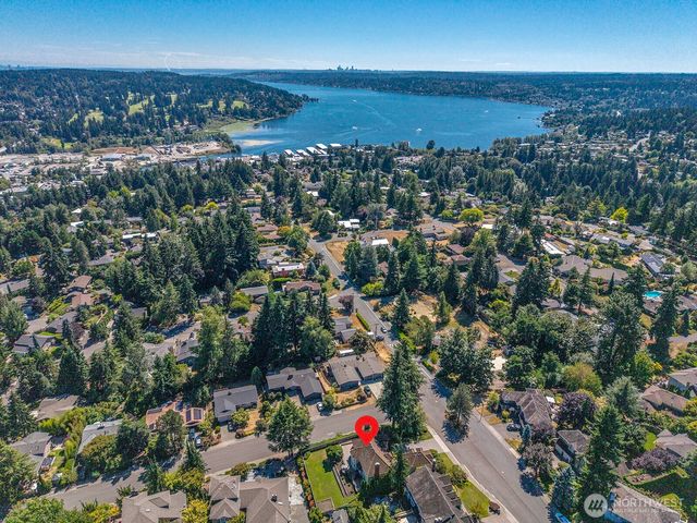19004 64th Avenue NE, Kenmore, WA 98028