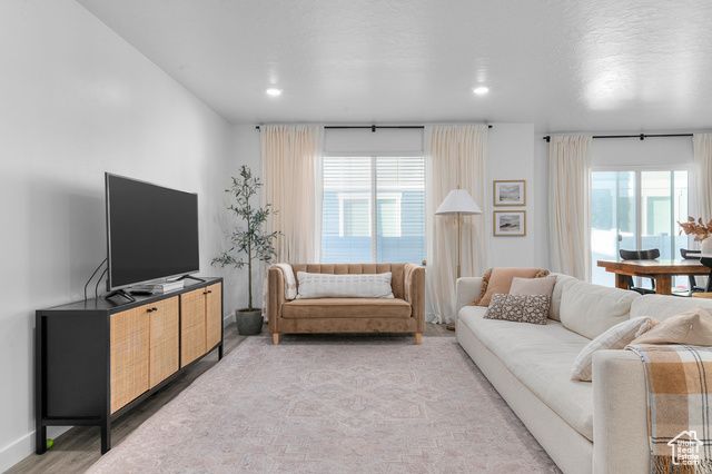 1082 E WATERWAY LN, Saratoga Springs, UT 84045