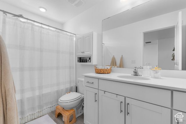 1082 E WATERWAY LN, Saratoga Springs, UT 84045