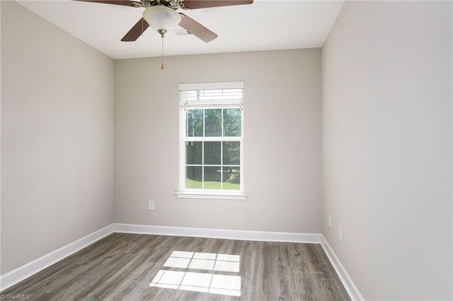 111 Penry Lane, Clemmons, NC 27012