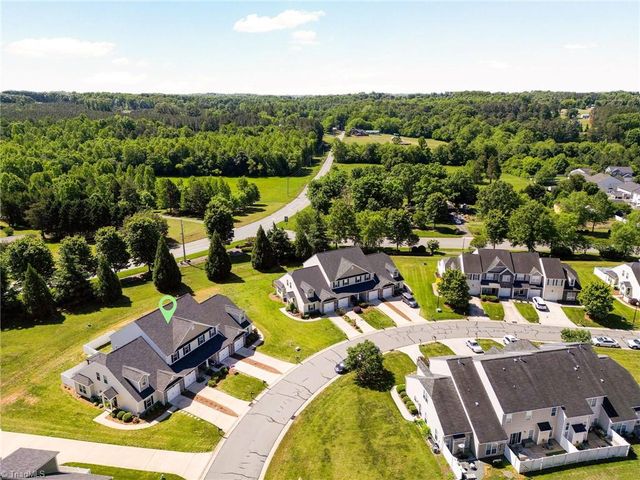 111 Penry Lane, Clemmons, NC 27012