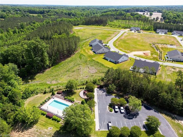 111 Penry Lane, Clemmons, NC 27012