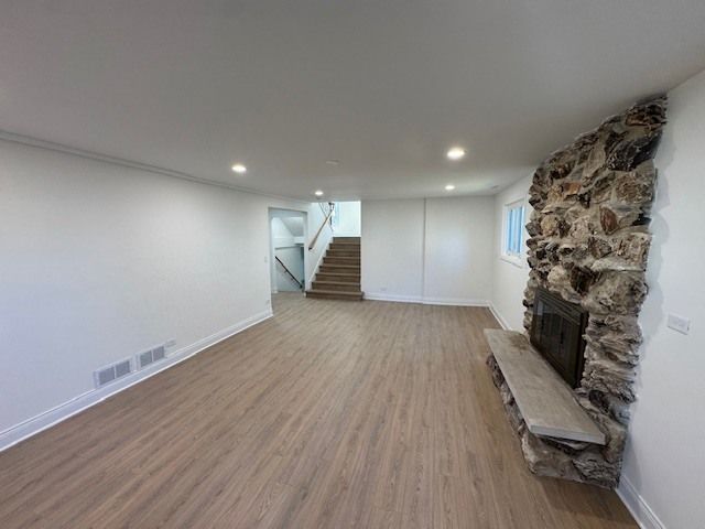 870 E Thacker Street, Des Plaines, IL 60016