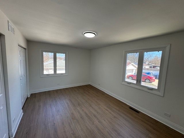 870 E Thacker Street, Des Plaines, IL 60016