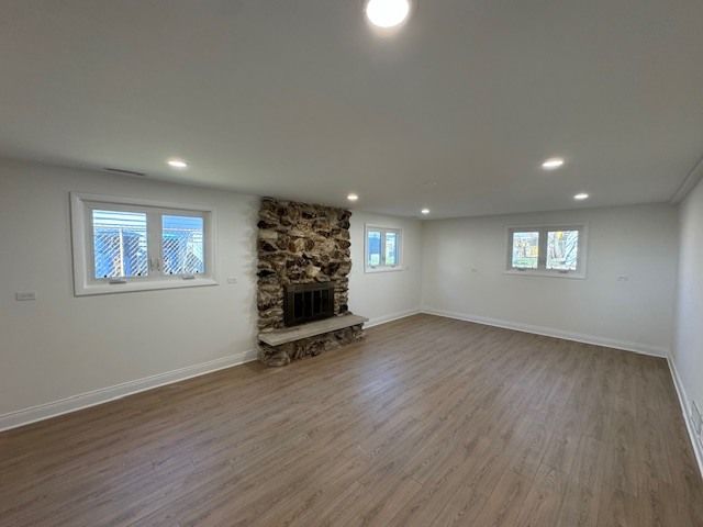 870 E Thacker Street, Des Plaines, IL 60016