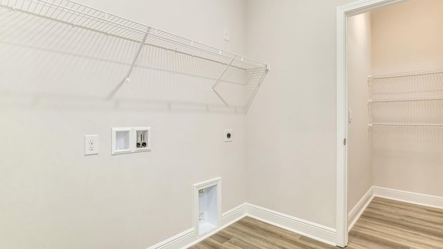 8154 Fox Hunt Drive, Milton, FL 32583