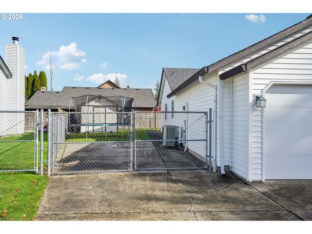 1703 Sw 2ND Ave, Battle Ground, WA 98604