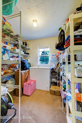 5007 Ramona Ln, Louisville, KY 40272