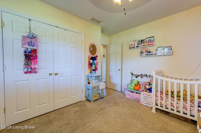 5007 Ramona Ln, Louisville, KY 40272