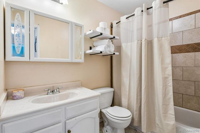 5793 W 75th Avenue, Arvada, CO 80003