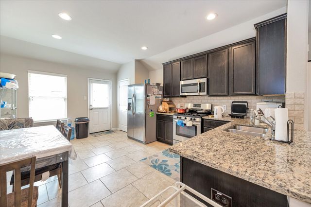 1625 City Nights Way, Houston, TX 77047