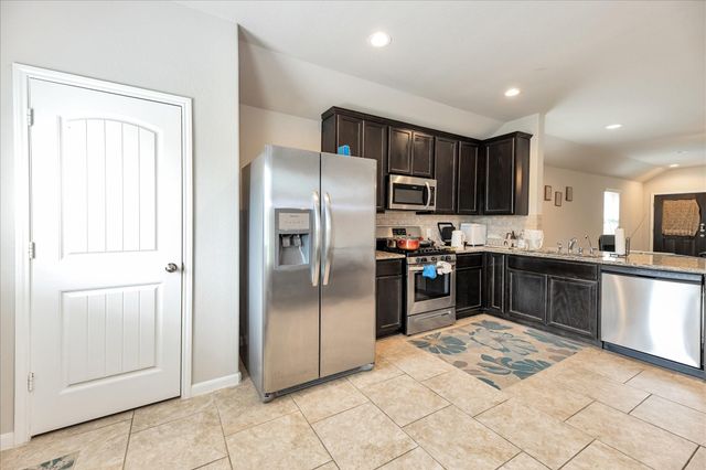 1625 City Nights Way, Houston, TX 77047