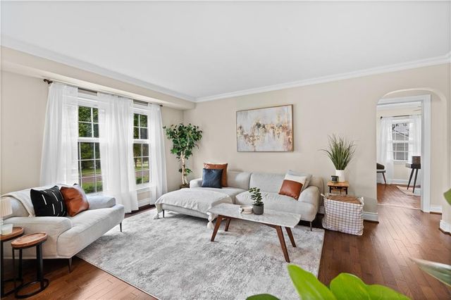 5824 Floyd Street, Overland Park, KS 66202