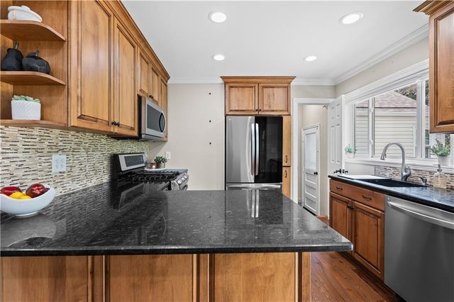5824 Floyd Street, Overland Park, KS 66202