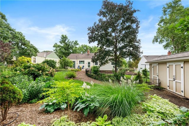 5824 Floyd Street, Overland Park, KS 66202