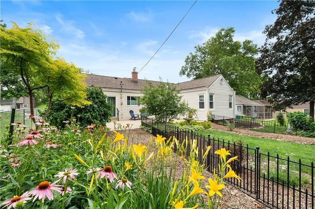 5824 Floyd Street, Overland Park, KS 66202
