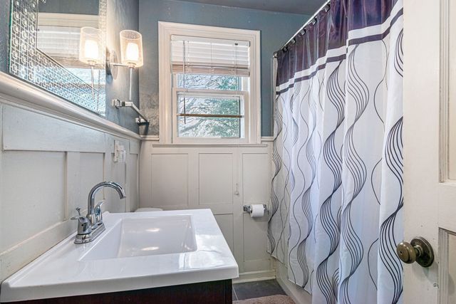 1662 Valley Rd, Clarksville, TN 37043