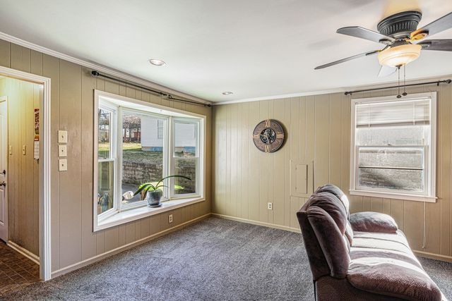 1662 Valley Rd, Clarksville, TN 37043