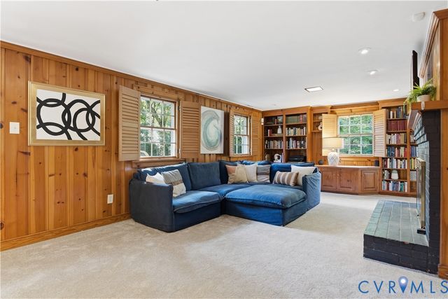 6405 Buckhill Rd, Richmond, VA 22524