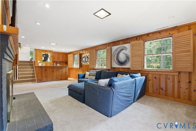 6405 Buckhill Rd, Richmond, VA 22524