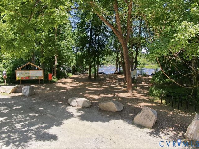 6405 Buckhill Rd, Richmond, VA 22524