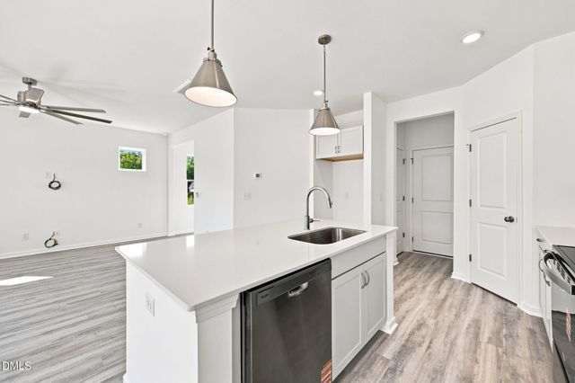 90 Furley Street, Sanford, NC 27330