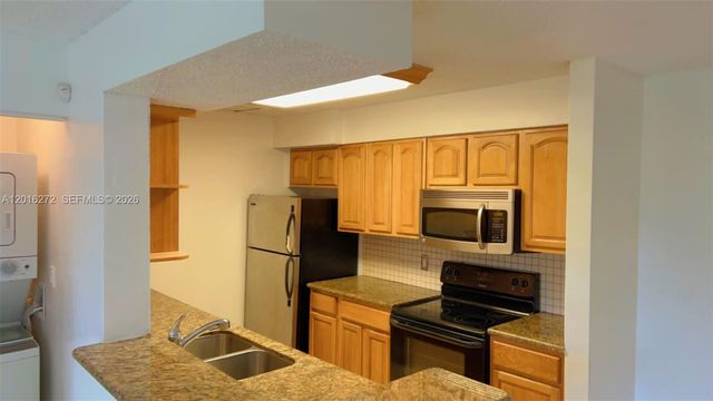 1263 SW 46th Avenue 2104, Pompano Beach, FL 33069