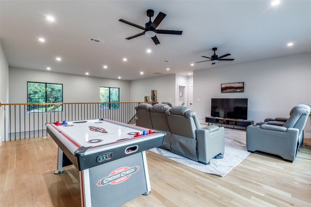 13693 Peyton Drive, Dallas, TX 75240