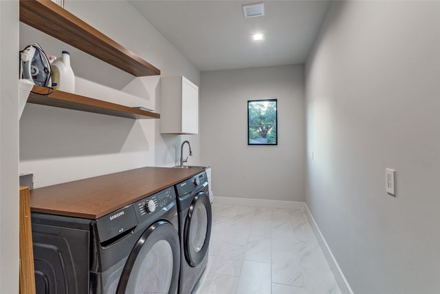 13693 Peyton Drive, Dallas, TX 75240