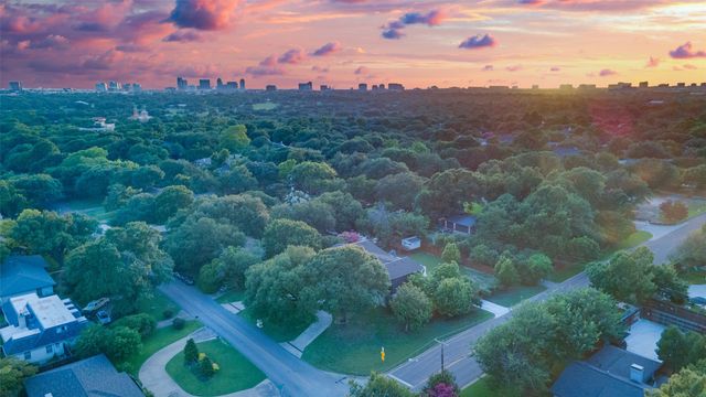 13693 Peyton Drive, Dallas, TX 75240