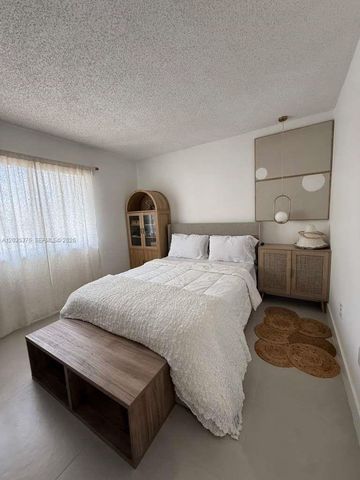 431 NW 82nd Ave 913, Miami, FL 33126
