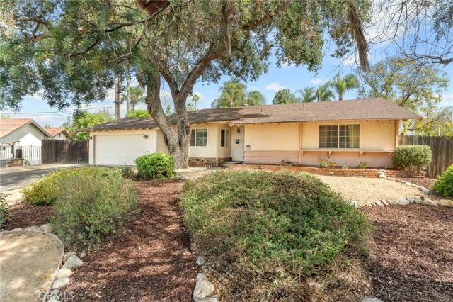 415 Lewis Court, Claremont, CA 91711