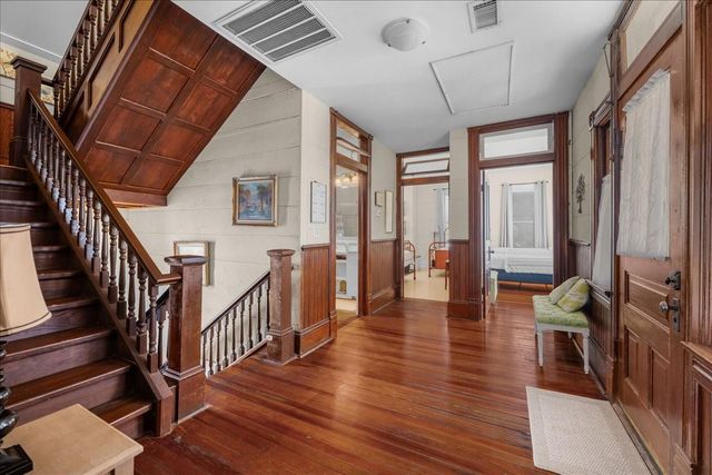 501 W Moore, Moulton, TX 77975