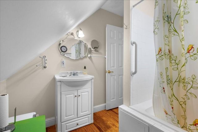 501 W Moore, Moulton, TX 77975