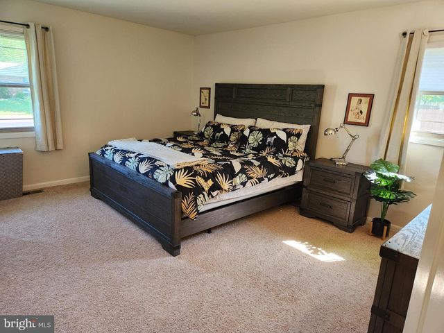12401 ROUND TREE LN, Bowie, MD 20715