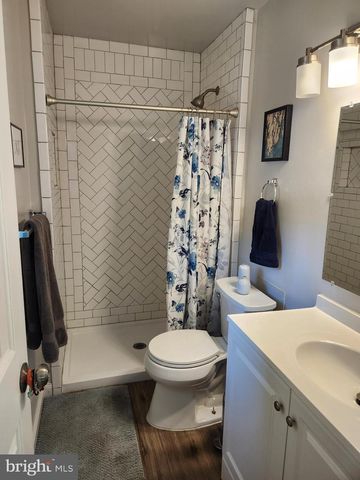 12401 ROUND TREE LN, Bowie, MD 20715