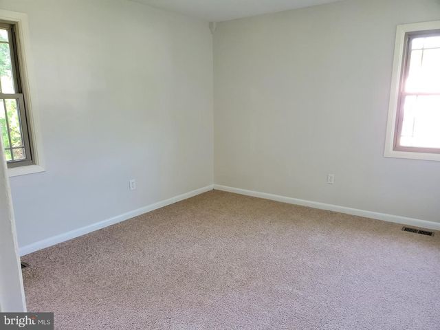 12401 ROUND TREE LN, Bowie, MD 20715