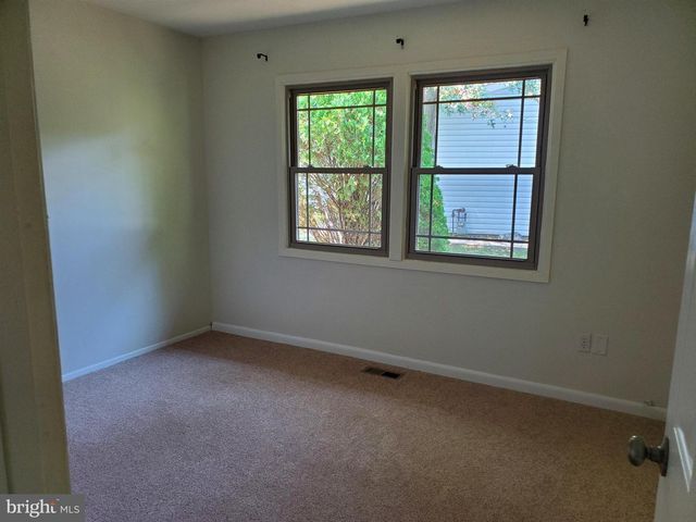 12401 ROUND TREE LN, Bowie, MD 20715