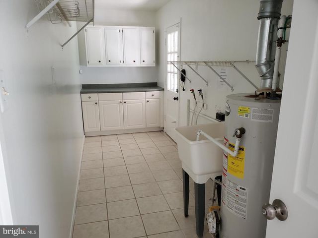12401 ROUND TREE LN, Bowie, MD 20715